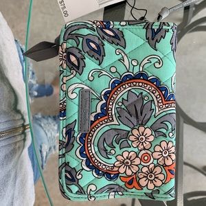 vera bradley wallet